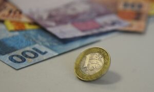 Dívida pública vai a 81,9% do PIB, maior patamar em mais de 5 anos