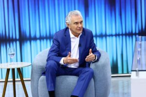 Todos os empresários deveriam ter sido chamados para discutir o fim da escala 6 x 1, diz Caiado