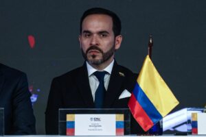 Presidente da Colômbia ordena deportações de migrantes em situação irregular