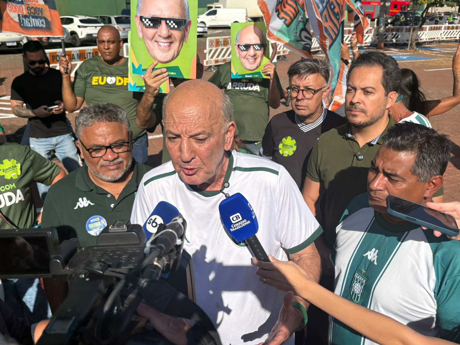 Campanha de Arruda começa com ‘bolo’ em Caiado e agendas no Gama