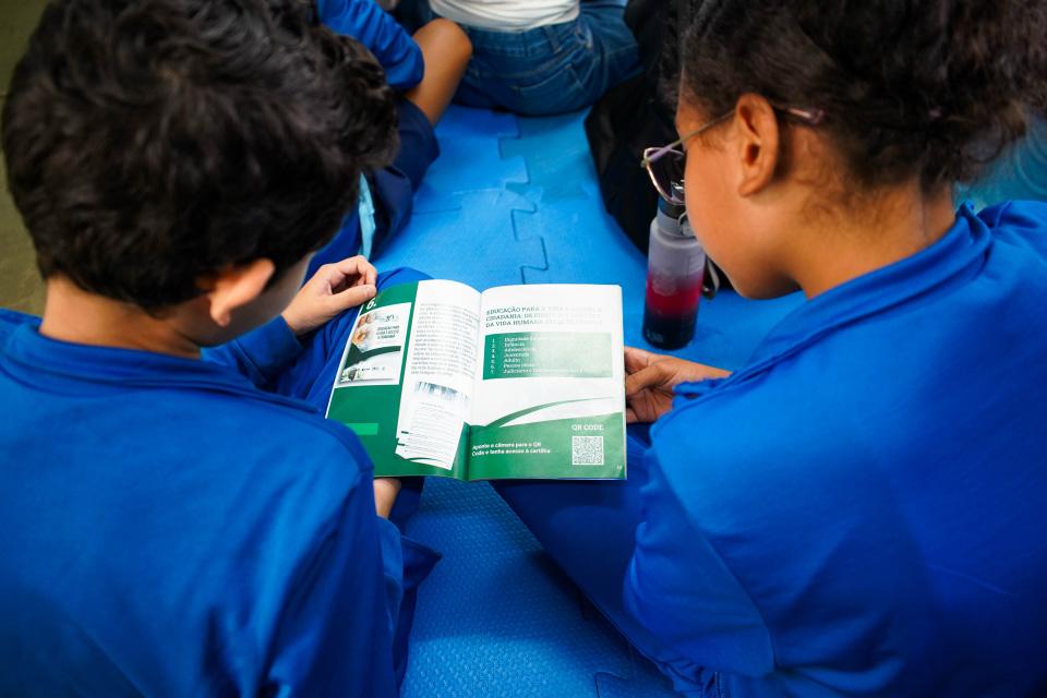 Defensoria promove atendimento jurídico e testes de DNA em escola de Taguatinga