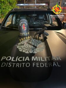 Homem é preso com pistola 9 mm carregada na DF-003