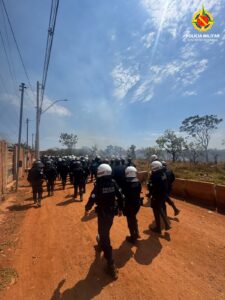 PMDF participa de operação integrada para desocupar área irregular na Estrutural