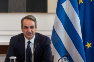 Grécia anuncia pagamento antecipado de parte de sua dívida