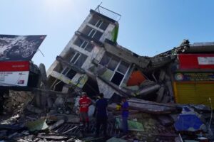 Pereira, a “cidade zumbi” devastada por um terremoto na Colômbia
