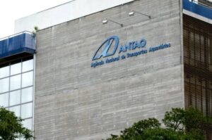 Antaq mantém edital de leilão de condomínio logístico em Santos, mas pede adequação de PDZ
