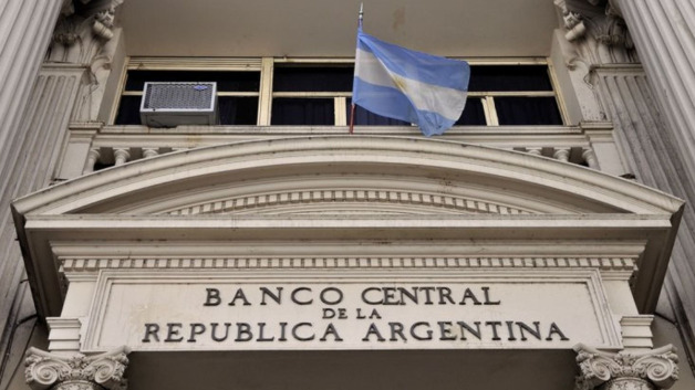 Inflação na Argentina acelera levemente em julho