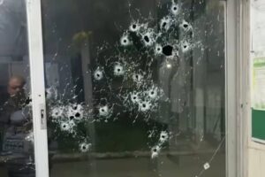 Após morte, base da PM é atingida por tiros de fuzil em Guarujá, no litoral de São Paulo