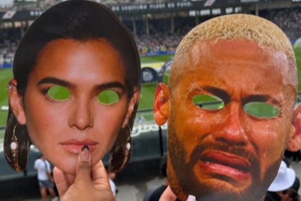 Vascaínos distribuem máscaras de Neymar chorando e Bruna Marquezine