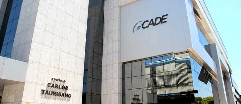 Cade arquiva investigação sobre venda de seguradora do Master após apontar indícios de crime