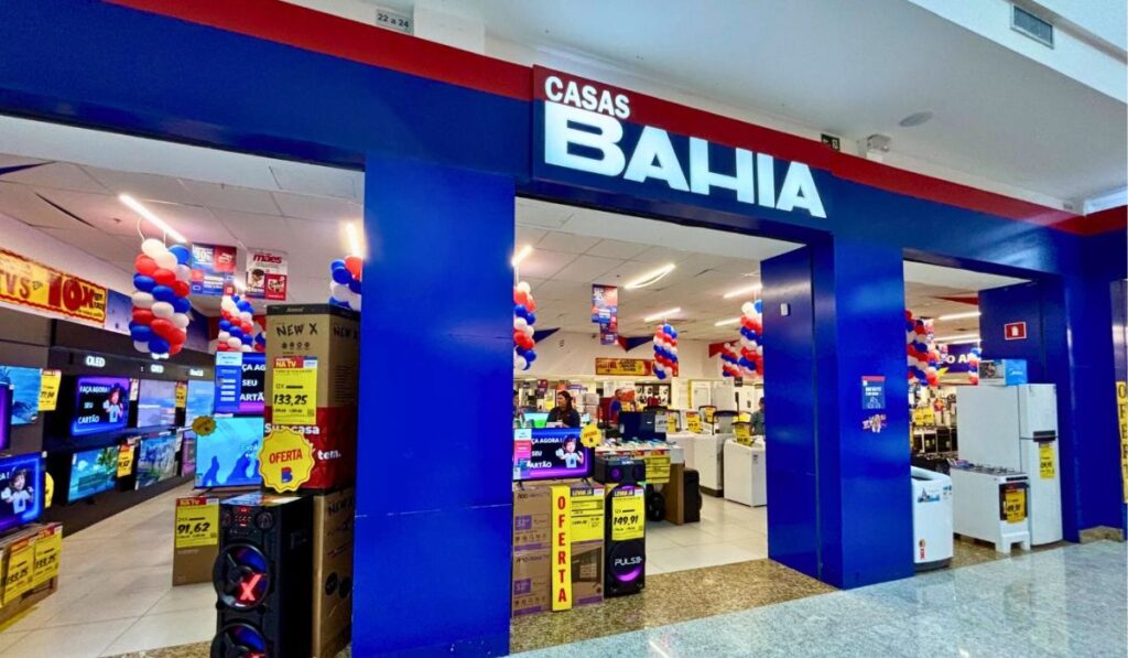 Casas Bahia demitiu quase 12 mil funcionários desde 2023
