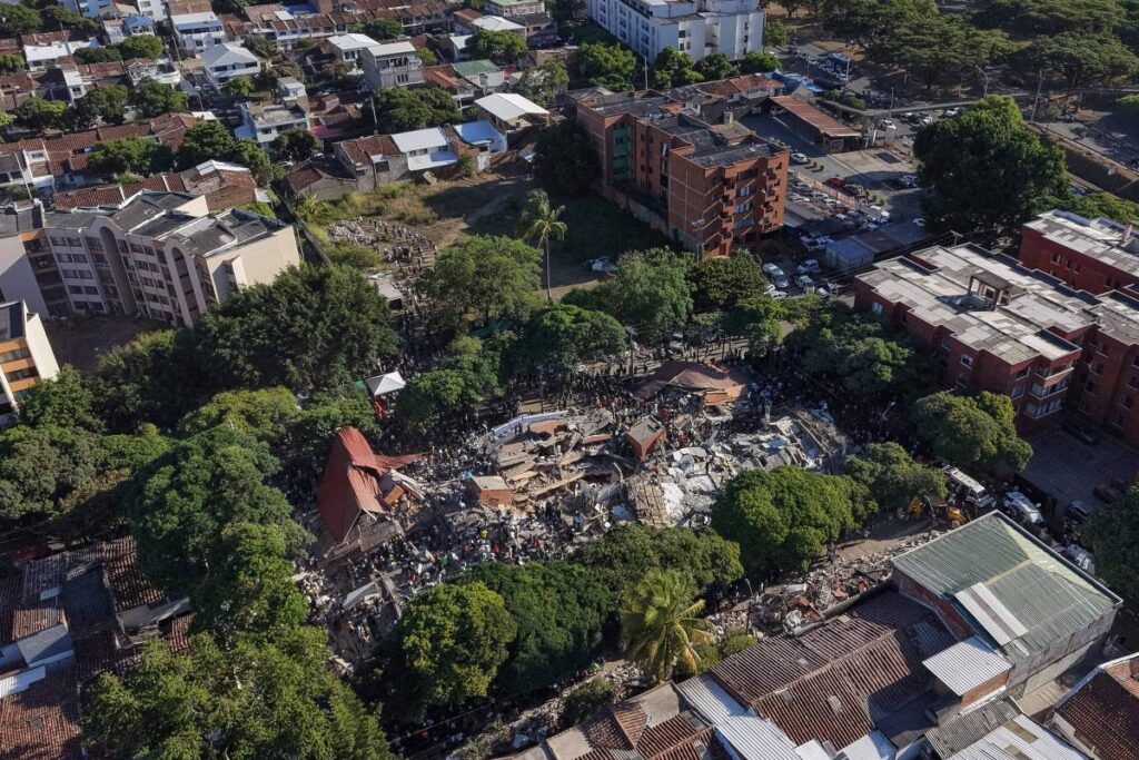 Cali, sob toque de recolher após terremoto, tem denúncias de saques e amanhece militarizada