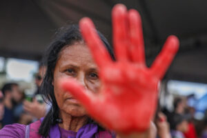 Comissão da Câmara aperta Lei Maria da Penha e prevê 24h para juiz analisar violação à medida protetiva