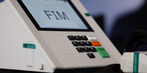 Campanha "No meu voto mando eu" visa segurar direito ao voto secreto