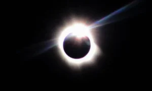 Observatório Nacional transmite eclipse solar total ao vivo