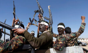 Rebeldes houthis do Iêmen afirmam ter atacado dois petroleiros sauditas