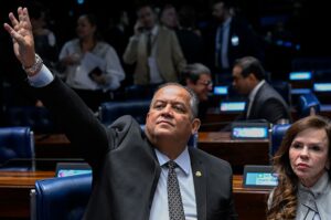 Senado aprova reajuste de custas da Justiça Federal e cria fundos