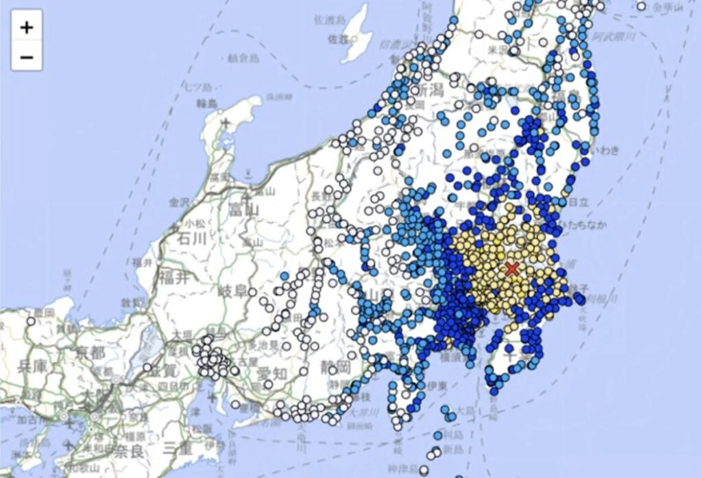 Terremoto de magnitude 5,9 fere ao menos dez no Japão