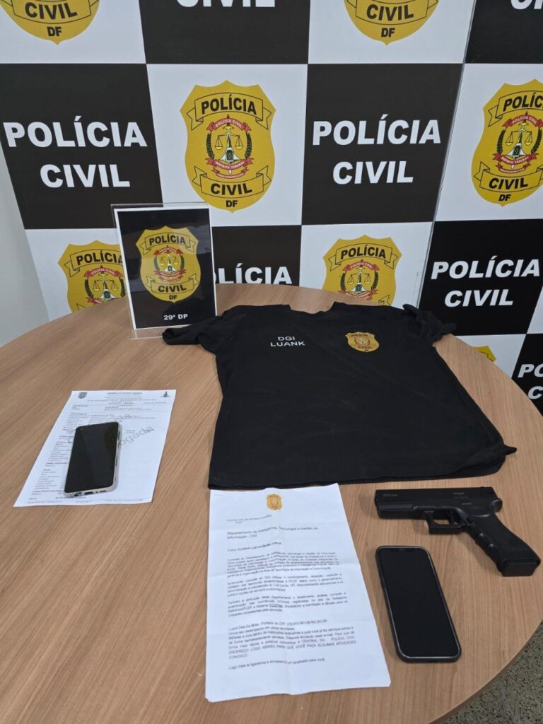 PCDF apreende camiseta e documento falsificado de homem que se passava por policial