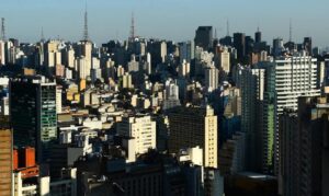 Vendas de imóveis crescem 5,3% no segundo trimestre, apesar de juros altos, aponta Cbic