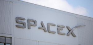 SpaceX e Tesla investirão US$ 16,8 bi em fábrica de chips nos EUA