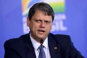 Tarcísio diz que motorista de Haddad será ouvido em investigação sobre ação da PM