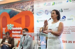 DPDF leva experiência de escuta popular a seminário internacional de ouvidorias