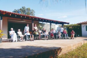 Vila do Pequenino Jesus, que completou 17 anos, acolhe 104 pessoas com deficiência e mobiliza voluntários; veja entrevista