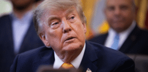 Trump e gigantes da tecnologia firmam acordo sobre segurança para IA