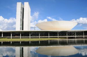 Motta reafirma defesa do sistema eleitoral brasileiro e segurança da urna eletrônica