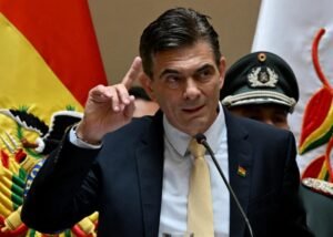 Bolívia aprova empréstimo de US$ 1,9 bilhão com FMI e elimina subsídios ao diesel