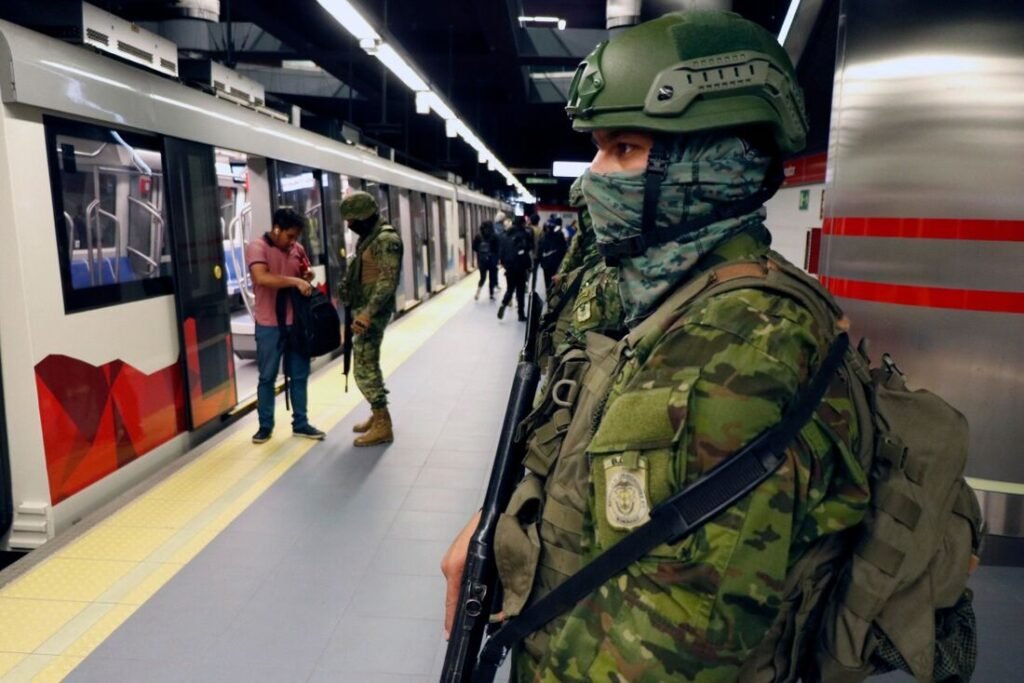Equador impõe toque de recolher noturno em províncias costeiras violentas