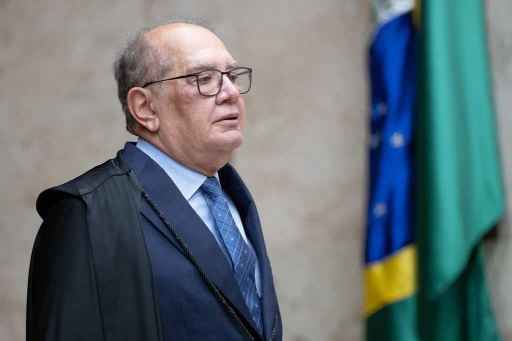 Gilmar envia ofício a Fux apontando condução indevida no julgamento sobre diretor da PF