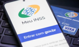 Voto passa a valer como prova de vida automática no INSS