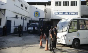 Sistema prisional transfere bilhões em custos a famílias de presos