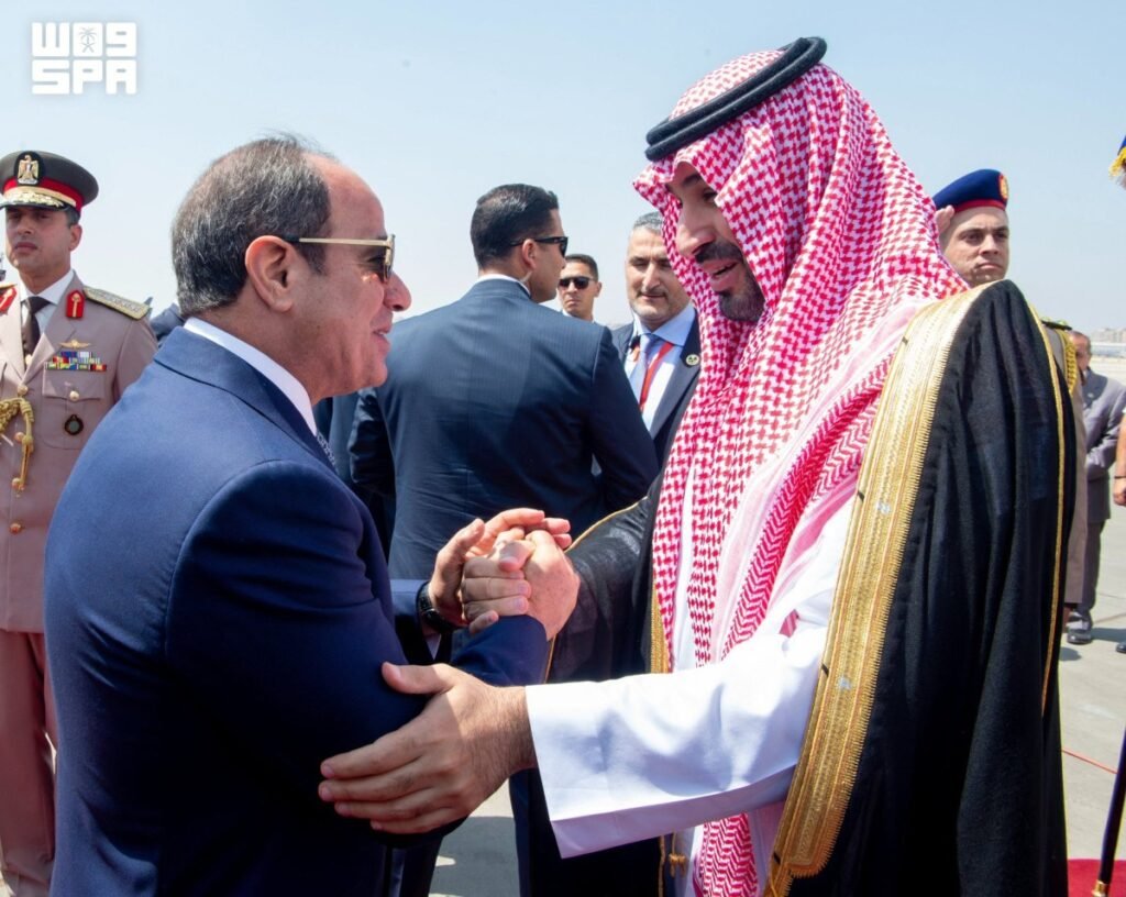 Arábia Saudita e Egito exigem livre navegação no Mar Vermelho diante de bloqueio de rebeldes do Iêmen