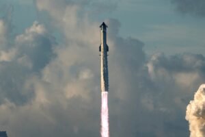 Megafoguete Starship alcança a órbita terrestre pela primeira vez