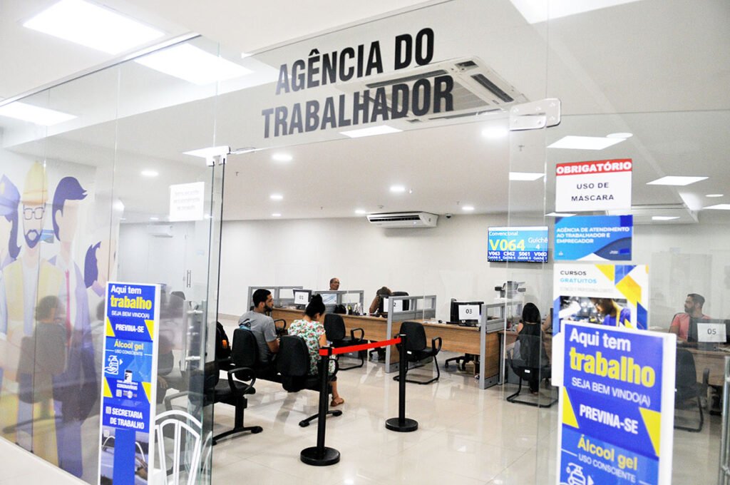 Agências do trabalhador abrem 2.096 vagas no DF