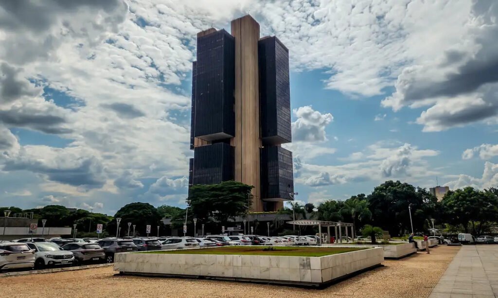 BC monitora uso de IA por instituições financeiras e mapeia riscos