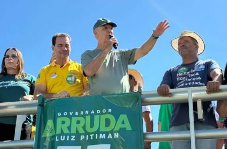 Arruda reage após decisão do STF: “Minha candidatura está respaldada pela lei” 1 Arruda reage após decisão do STF: “Minha candidatura está respaldada pela lei”