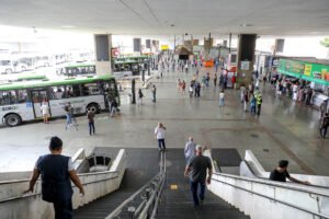 Às vésperas de greve, empresas oferecem reajuste de 6% aos rodoviários