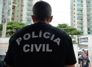 Polícia faz ofensiva contra rede de chantagem que induz jovens ao suicídio em 4 estados e DF