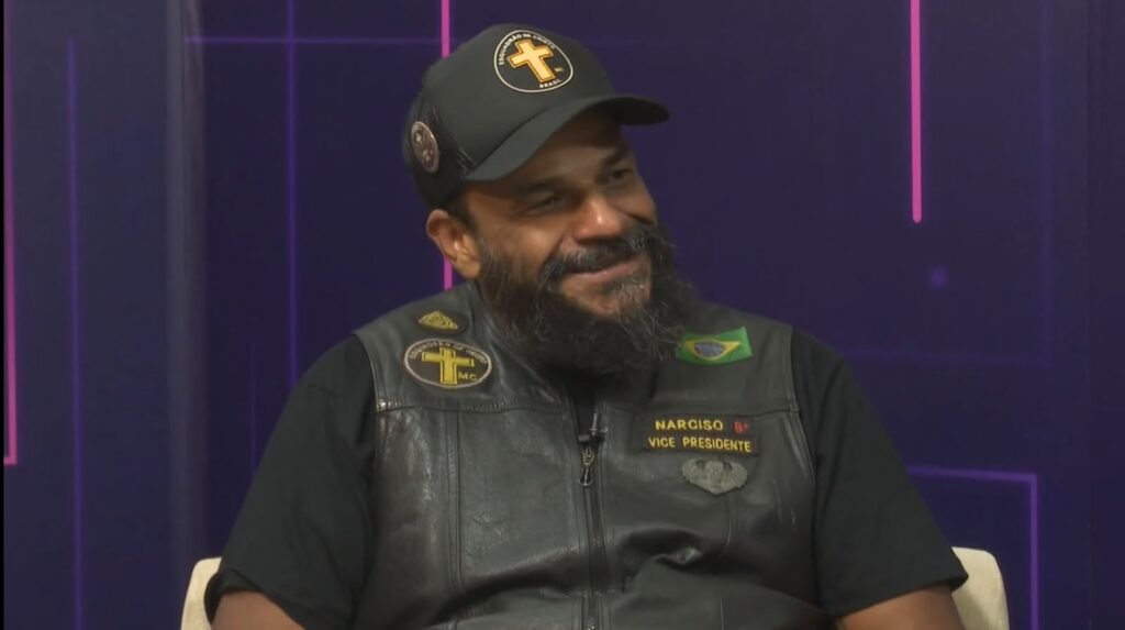 Motociclistas evangélicos oferecem “apoio espiritual” a motoboys no trânsito; veja vídeo