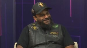 Motociclistas evangélicos oferecem “apoio espiritual” a motoboys no trânsito; veja vídeo