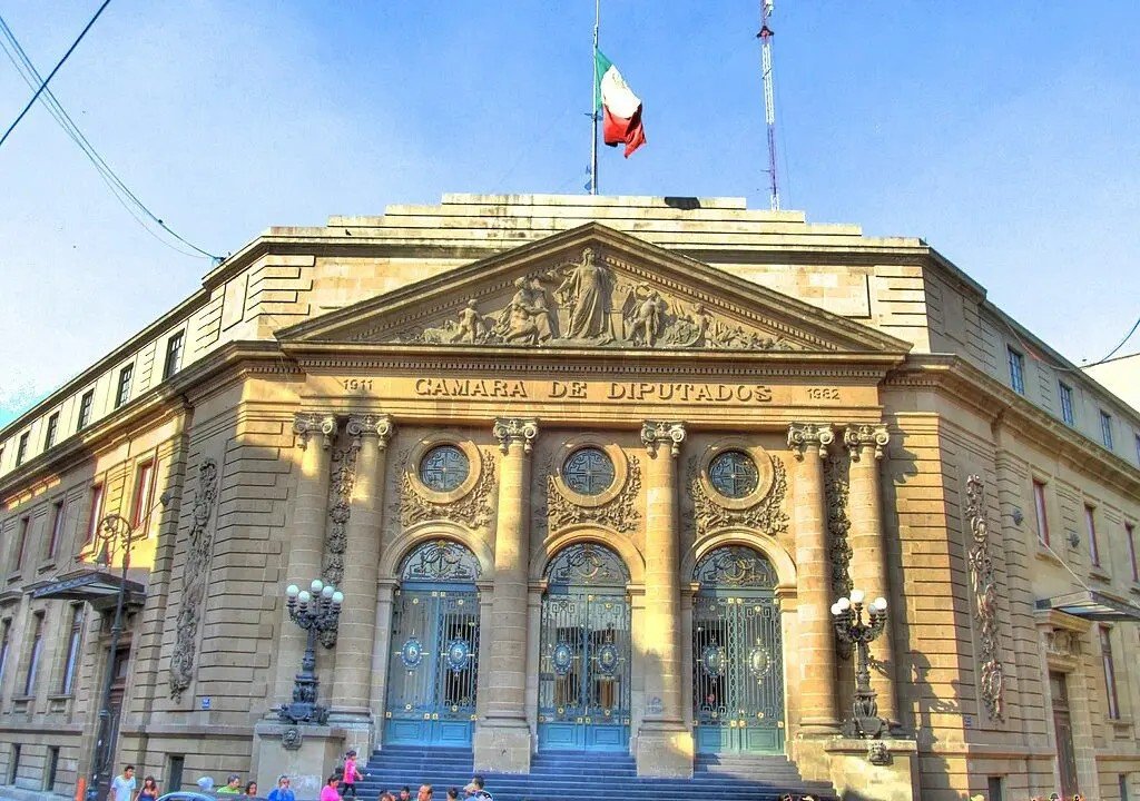 Deputado é encontrado morto com ferimento a bala no México