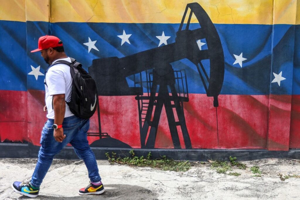 EUA e Venezuela fecham acordo para explorar campos de petróleo