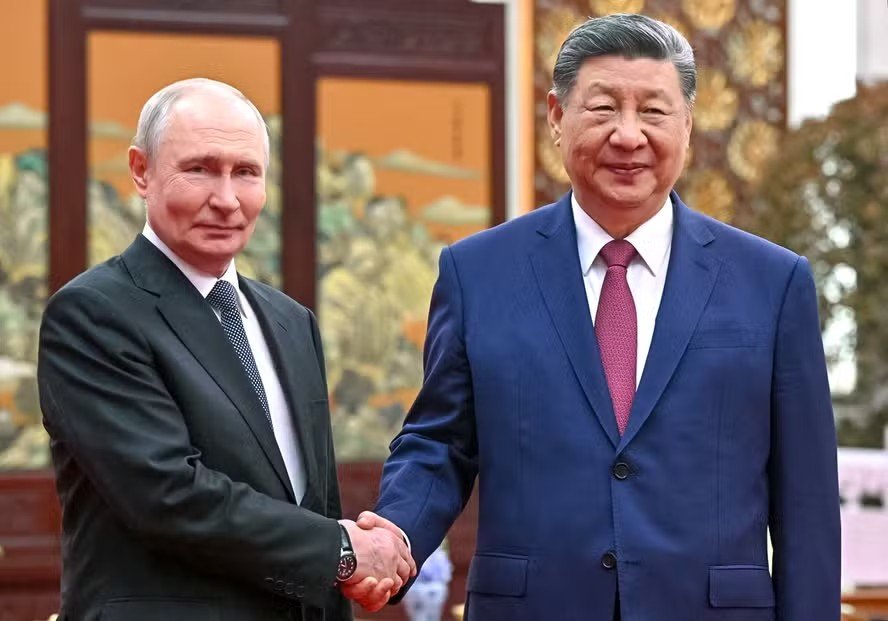 China e Rússia alertam contra a militarização do espaço após anúncio dos EUA