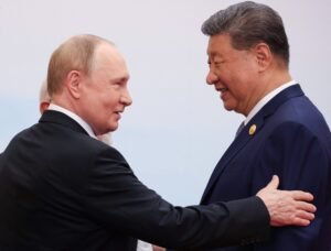 Xi Jinping defende aprofundar cooperação energética entre China e Rússia e estabilizar cadeias