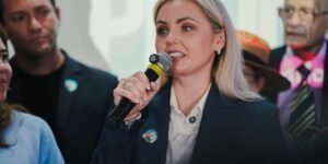 Clariana Barão prioriza propostas de proteção à mulher e à infância