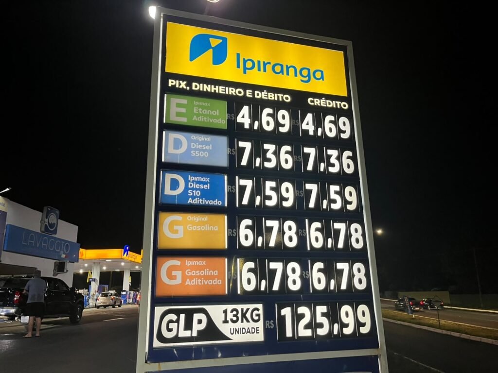 Gasolina sobe R$ 0,30 em uma semana no Distrito Federal